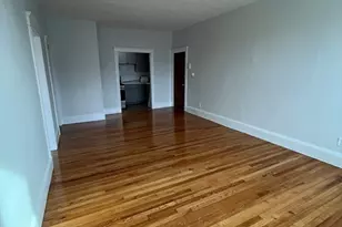 108 Bristol Rd, Somerville, MA 02144 - Photo 9