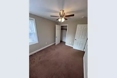 4 Linwood St #4, Webster, MA 01570 - Photo 7