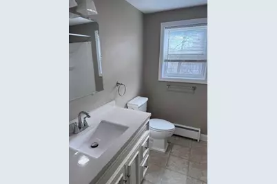 4 Linwood St #4, Webster, MA 01570 - Photo 9