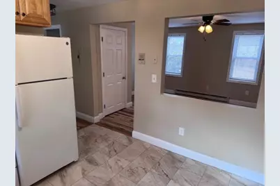 4 Linwood St #4, Webster, MA 01570 - Photo 5