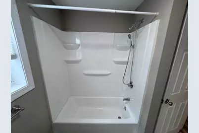 4 Linwood St #4, Webster, MA 01570 - Photo 11