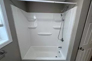 4 Linwood St, Webster, MA 01570 - Photo 11