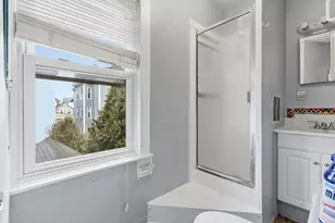 21 Salisbury St, New Bedford, MA 02744 - Photo 13