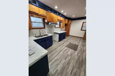 76 Church St, Fall River, MA 02724 - Photo 7