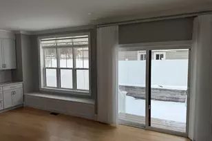 33 Hovey St, Watertown, MA 02472 - Photo 3