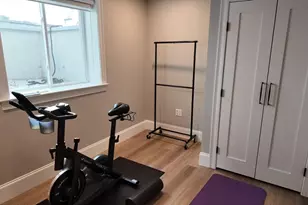 33 Hovey St, Watertown, MA 02472 - Photo 15