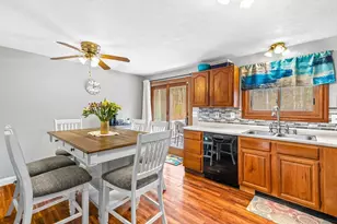 26 Barrows Ct, Norton, MA 02766 - Photo 7