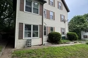 20 Temple St, Fitchburg, MA 01420 - Photo 3