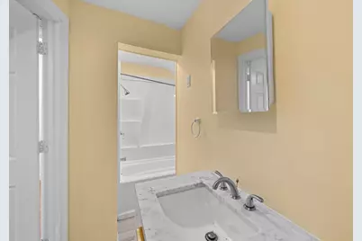 20 Temple St #1, Fitchburg, MA 01420 - Photo 7