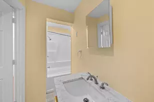 20 Temple St, Fitchburg, MA 01420 - Photo 7