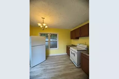 20 Temple St #1, Fitchburg, MA 01420 - Photo 7