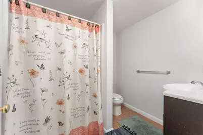 18 Edinboro Ave, Brockton, MA 02301 - Photo 5
