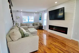 75 Beech St, Fitchburg, MA 01420 - Photo 11