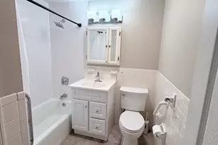 39 Pleasant St, Northborough, MA 01532 - Photo 9