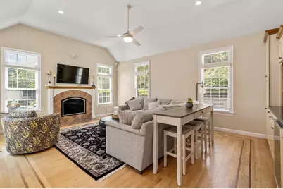 63 High St, Shrewsbury, MA 01545 - Photo 19