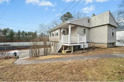 33 Lakeview Ave, Bellingham, MA 02019 - Photo 3