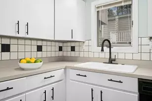 33 Lakeview Ave, Bellingham, MA 02019 - Photo 23