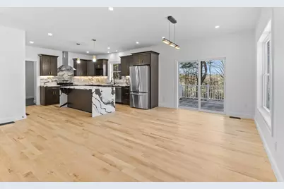 36 Jade Hill Rd, Auburn, MA 01501 - Photo 9