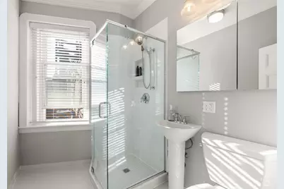 145 Charles St #4, Boston, MA 02114 - Photo 23