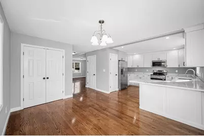 26 July, Lowell, MA 01850 - Photo 13