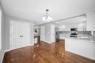 26 July, Lowell, MA 01850 - Photo 13