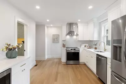 7 Bennett St #1, Medford, MA 02155 - Photo 11