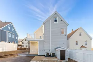 7 Bennett St, Medford, MA 02155 - Photo 35