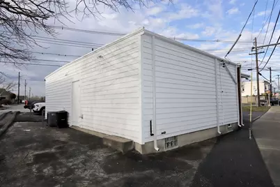 597 Dartmouth St #AB, Dartmouth, MA 02748 - Photo 27