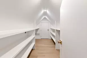 7 Bennett St, Medford, MA 02155 - Photo 29