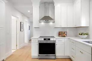 7 Bennett St, Medford, MA 02155 - Photo 15