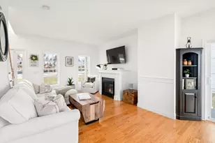 73 Tea Party Dr, Uxbridge, MA 01569 - Photo 7