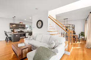 73 Tea Party Dr, Uxbridge, MA 01569 - Photo 9