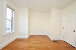 488 Pleasant, Malden, MA 02148 - Photo 9