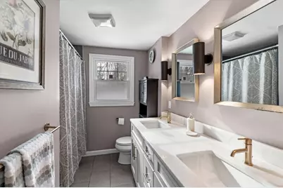 54 Methuen Rd, Dracut, MA 01826 - Photo 23