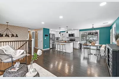 54 Methuen Rd, Dracut, MA 01826 - Photo 15