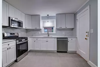 191 Fenno St #1, Quincy, MA 02170 - Photo 3