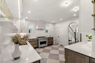 259 Washington St, Melrose, MA 02176 - Photo 9