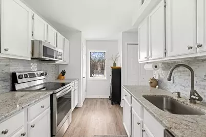 306 Beacon Park #306, Webster, MA 01570 - Photo 13