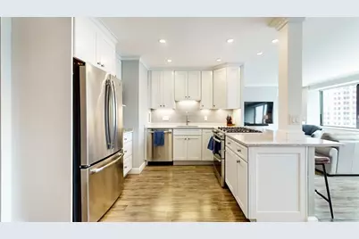 65 E India Row #24H, Boston, MA 02110 - Photo 3