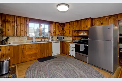 30 S Westfield Street, Agawam, MA 01030 - Photo 15