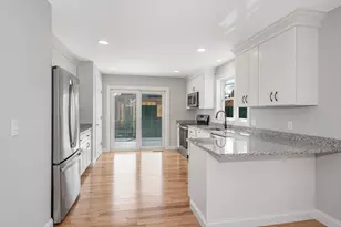 13 Louis Farm Rd, Dracut, MA 01826 - Photo 15