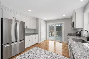 13 Louis Farm Rd, Dracut, MA 01826 - Photo 11