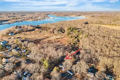 35 Water St, Berkley, MA 02779 - Photo 11