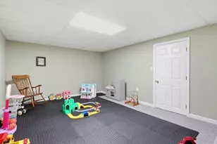 100 Farwell, Tyngsborough, MA 01879 - Photo 33