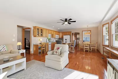 100 Farwell, Tyngsborough, MA 01879 - Photo 27