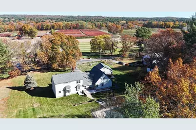 100 Farwell, Tyngsborough, MA 01879 - Photo 37