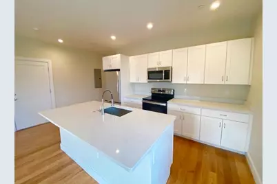 208 Neponset Valley Parkway #5, Boston, MA 02136 - Photo 3