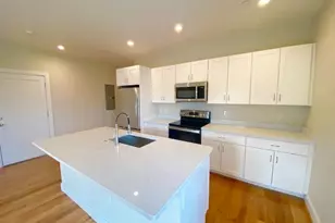 208 Neponset Valley Pkwy, Boston, MA 02136 - Photo 3