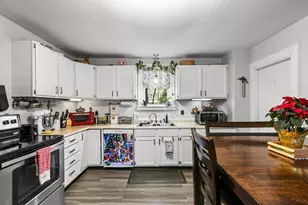 61 Church St, Merrimac, MA 01860 - Photo 3