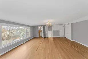 16 Parkside Dr, Boston, MA 02130 - Photo 23